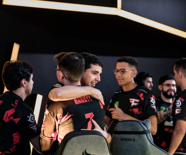 FaZe Clan assume liderança isolada na segunda semana de BLAST R6: Liga Brasileira